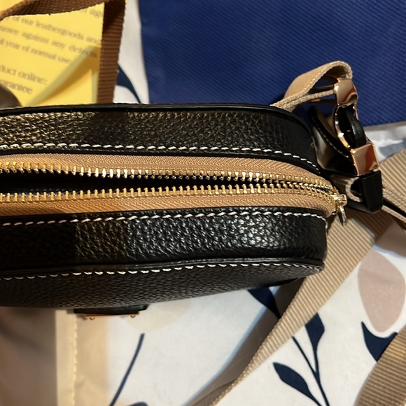 Dooney & Bourke Black Leather Crossbody Bag - Picture 5 of 13